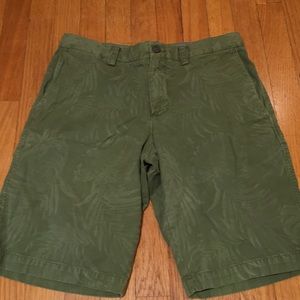 Banana Republic men’s shorts